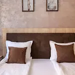 Luxor 아파트 *