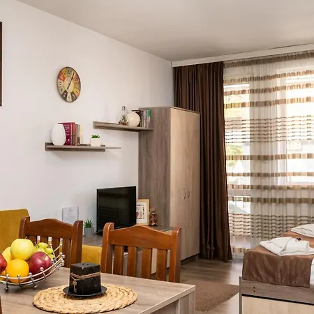 Apartment Luxor *