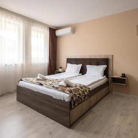 Apartment Luxor