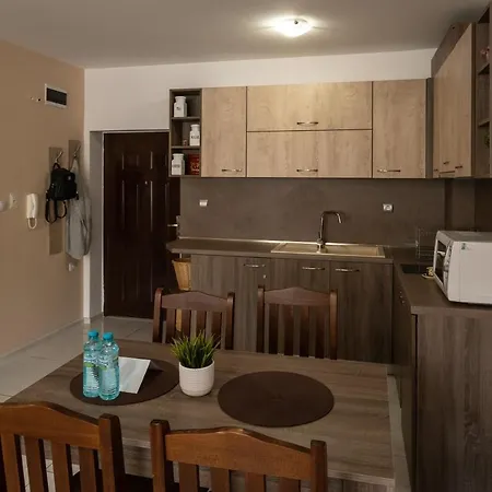 Apartment Luxor *